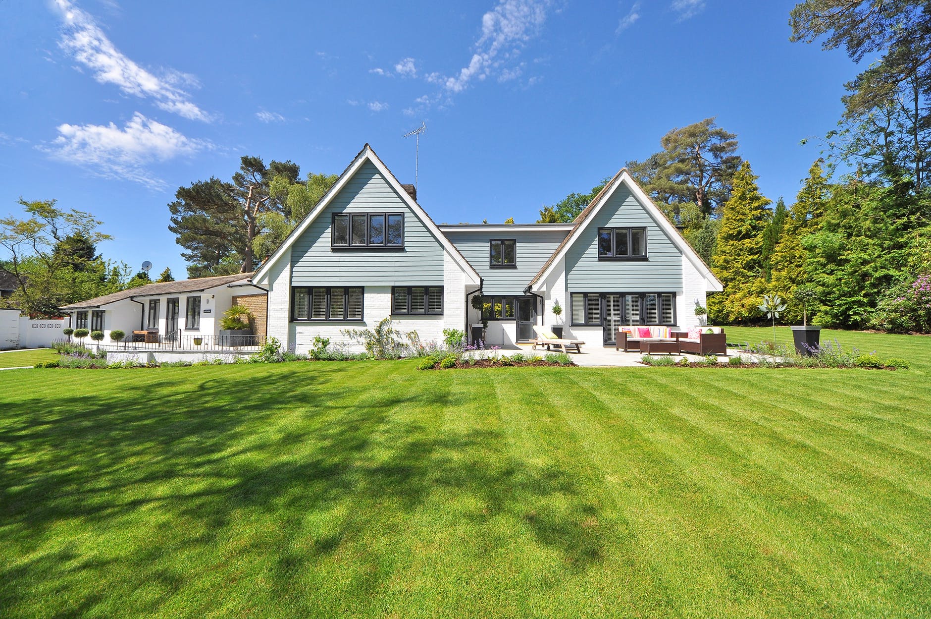 Possess the finest Bi-Folding Doorways Bromsgrove